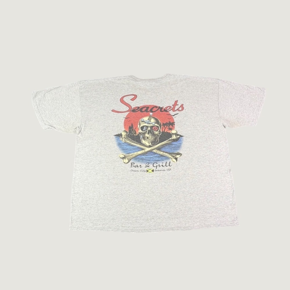 Seacrets Bar & Grill T-Shirt Mens XL Gray Pocket Tee Ocean City Jamaica Skull